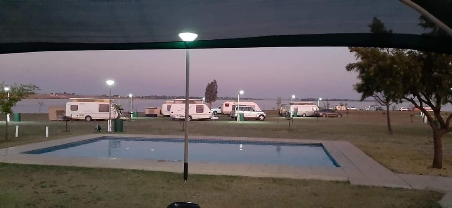 7 Bedroom Property for Sale in Oranjeville Free State